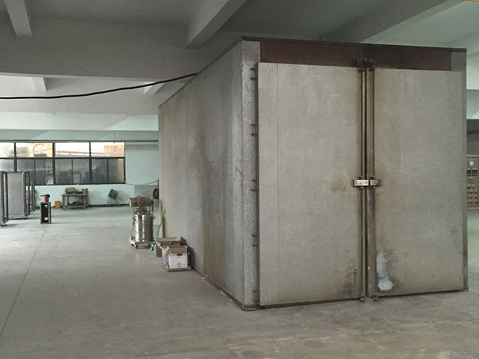 生產(chǎn)設(shè)備